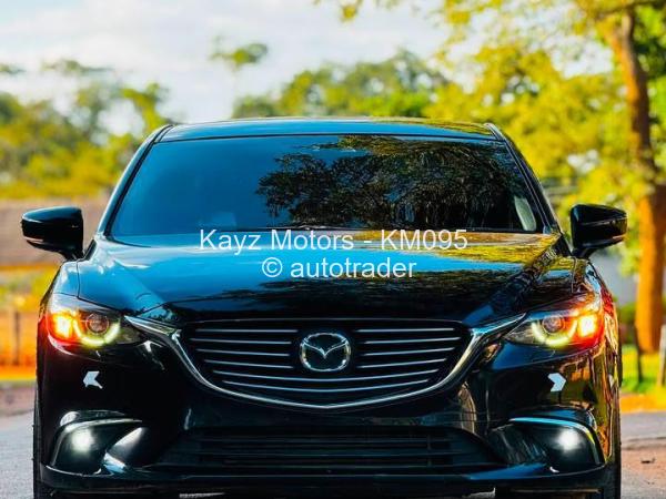 2017 - Mazda  Atenza