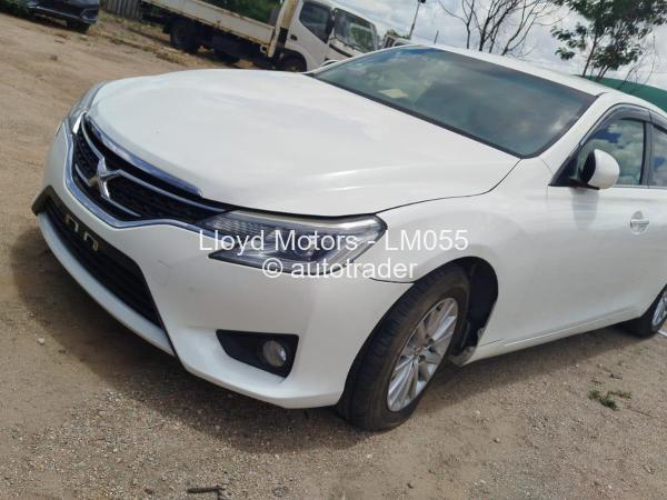 2016 - Toyota  Mark X