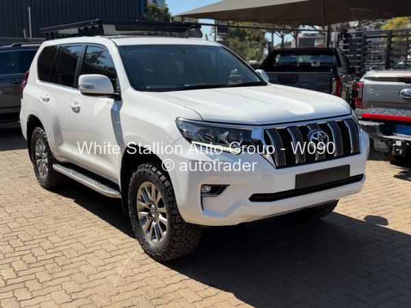 2018 - Toyota  Land Cruiser Prado