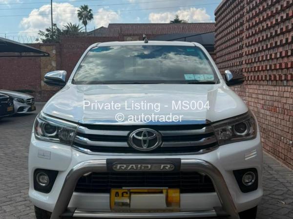 2019 - Toyota  Hilux