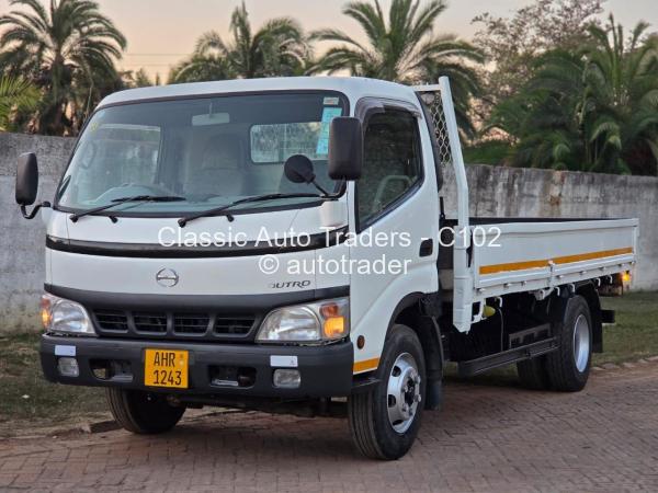 2007 - Hino Dutro