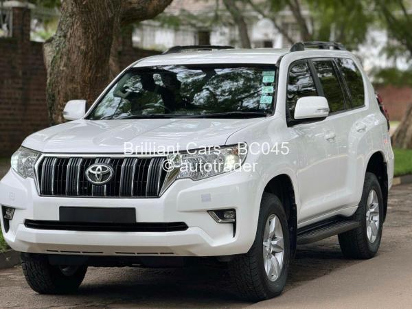 2018 - Toyota  Land Cruiser