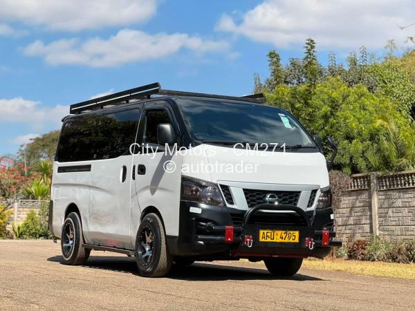 2016 - Nissan  NV350