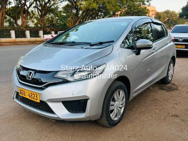 2016 - Honda Fit