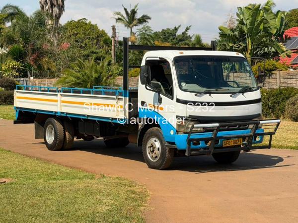 2005 - Toyota  Dyna