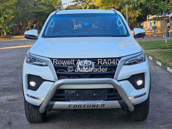 2021 - Toyota  Fortuner