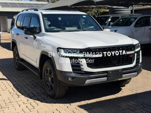 2024 - Toyota  Landcruiser 300 ZX