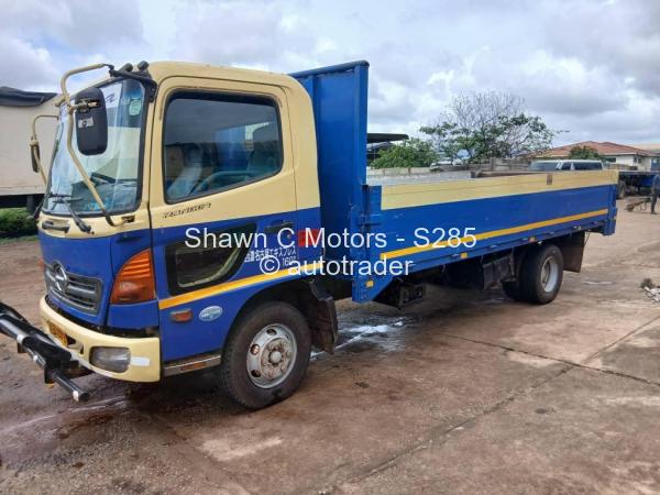 2011 - Hino Ranger