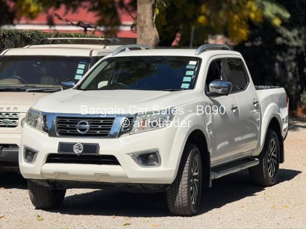 2017 - Nissan  Navara