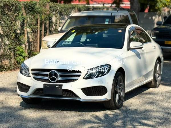 2015 - Mercedes Benz C-Class