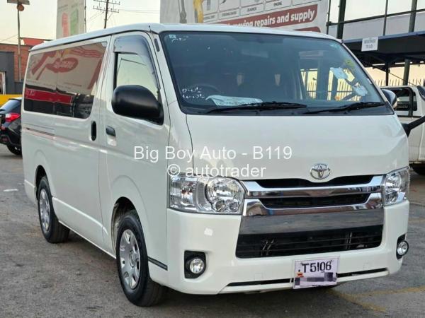 2018 - Toyota  Hiace