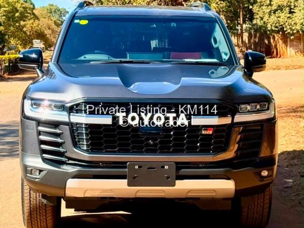 2023 - Toyota  Landcruiser 300 GR-S