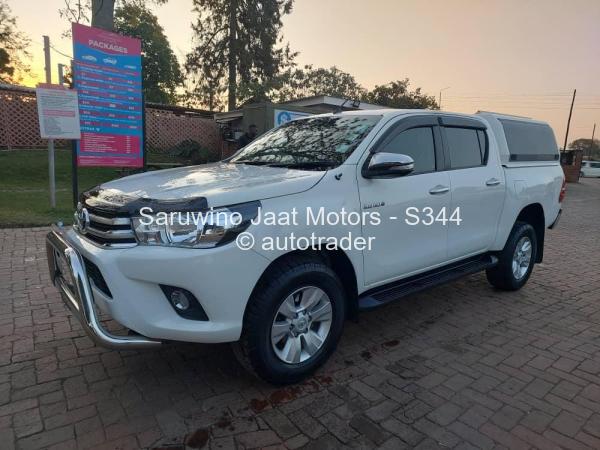 2016 - Toyota  Hilux