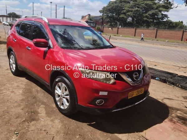 2014 - Nissan  X-Trail