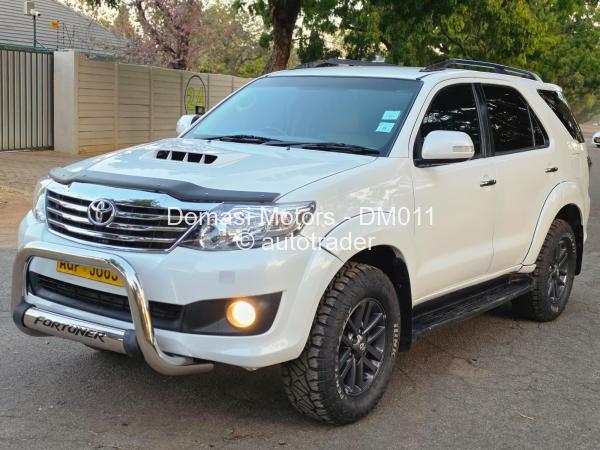 2015 - Toyota  Fortuner
