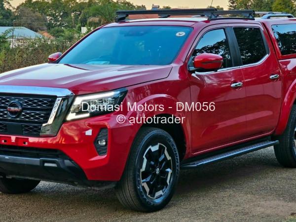 2023 - Nissan  Navara