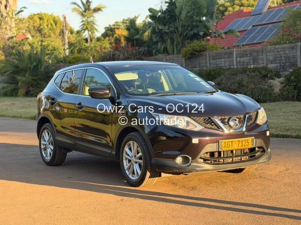 2015 - Nissan  Qashqai 