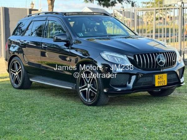 2016 - Mercedes Benz GLE