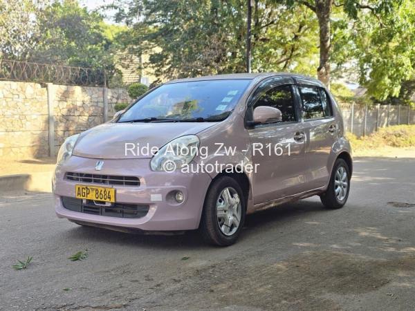 2015 - Toyota  Passo