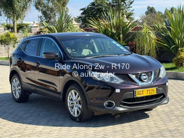 2013 - Nissan  Qashqai 