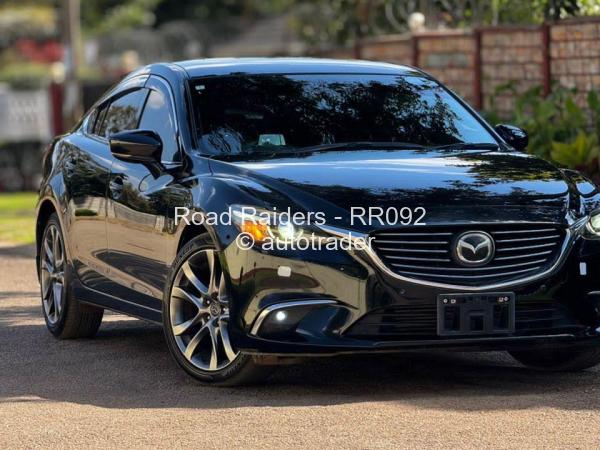 2017 - Mazda  Atenza
