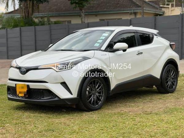 2017 - Toyota  CH-R