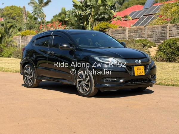 2016 - Honda Vezel