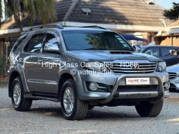 2015 - Toyota  Fortuner