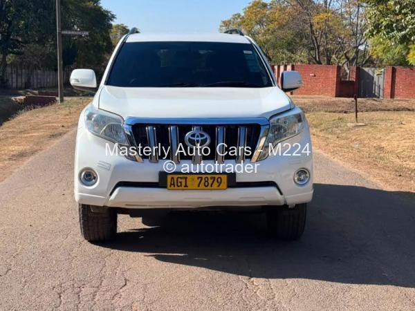2016 - Toyota  PRADO VXL