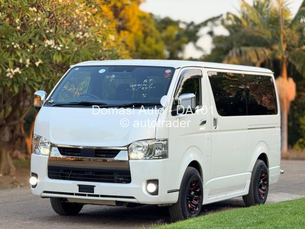 2021 - Toyota  Hiace