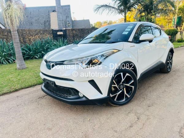 2018 - Toyota  CH-R
