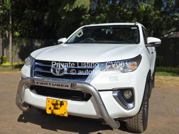 2017 - Toyota  Fortuner