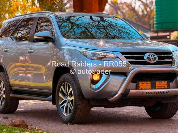 2019 - Toyota  Fortuner
