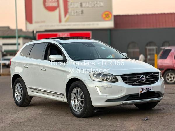 2017 - Volvo  XC60