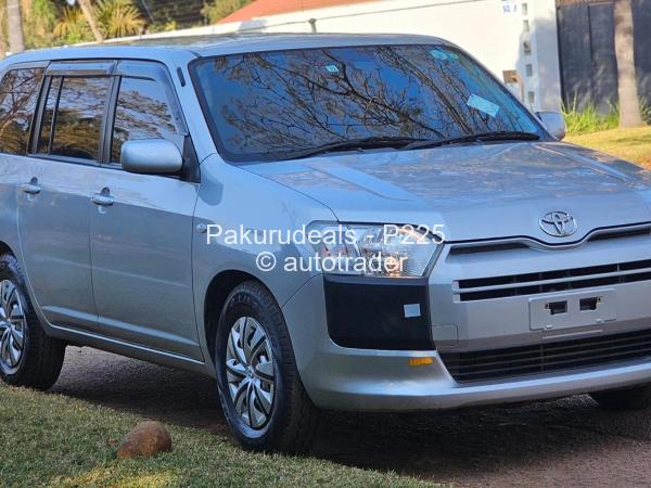 2017 - Toyota  Probox