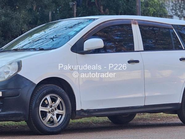 2014 - Nissan  AD Van
