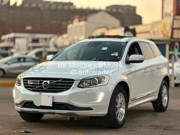 2017 - Volvo  XC60