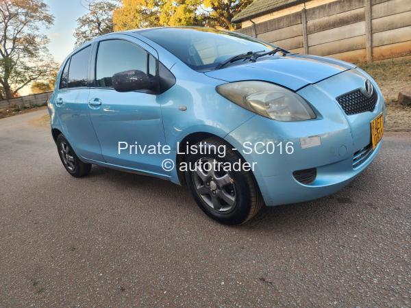 2005 - Toyota  Vitz