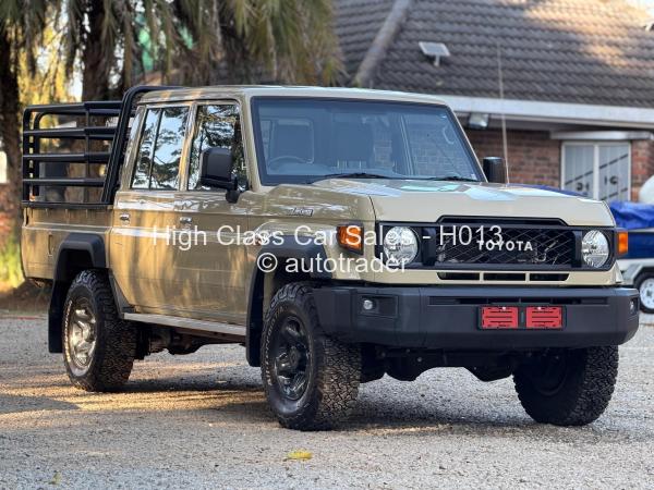 2025 - Toyota  Land Cruiser 79