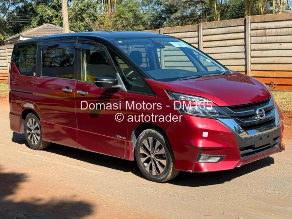 2017 - Nissan  Serena