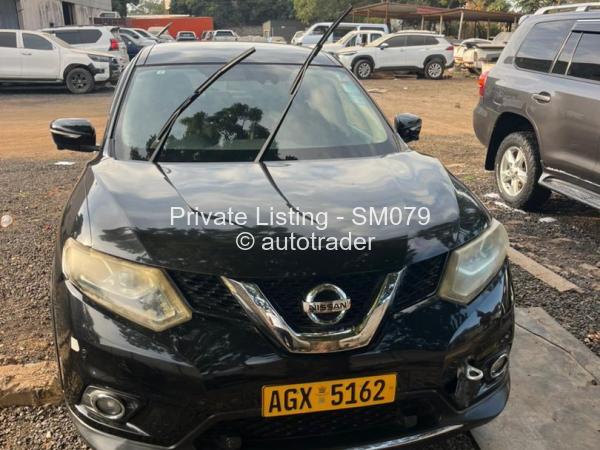 2015 - Nissan  Xtrail