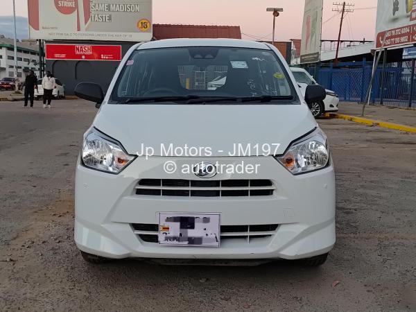 2017 - Daihatsu Mira
