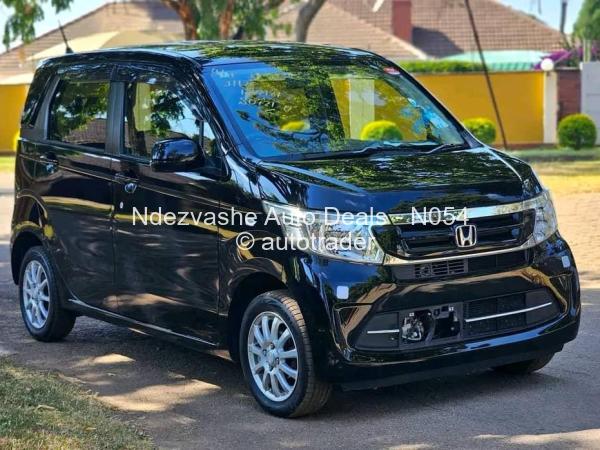 2017 - Honda Amaze