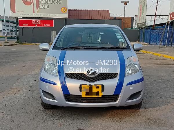 2008 - Toyota  Vitz