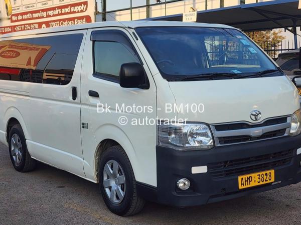 2014 - Toyota  Hiace