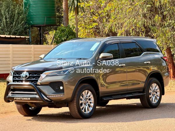 2022 - Toyota  Fortuner