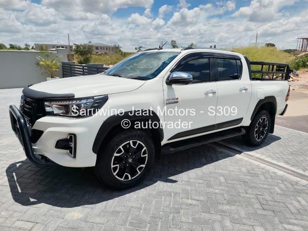 2019 - Toyota  Hilux