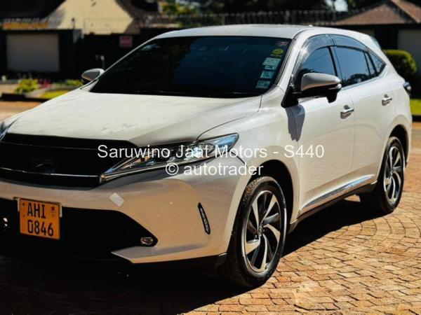2017 - Toyota  Harrier