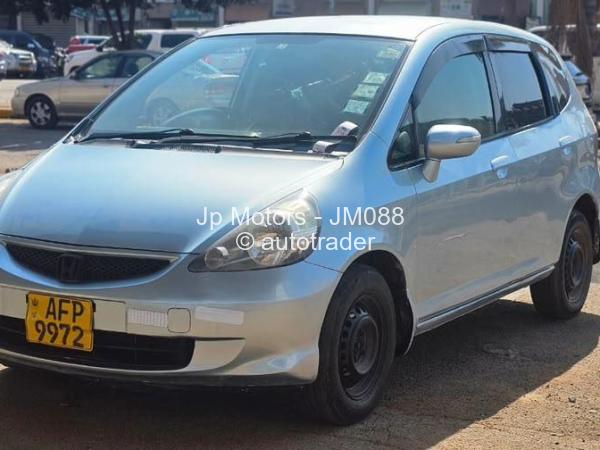 2006 - Honda Fit