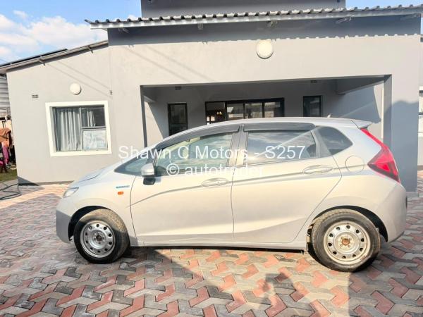 2016 - Honda Fit